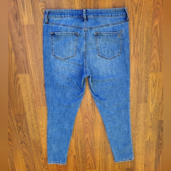 Jessica Simpson High Rise Ankle Denim Blue Jeans Size 10 - Picture 8 of 12